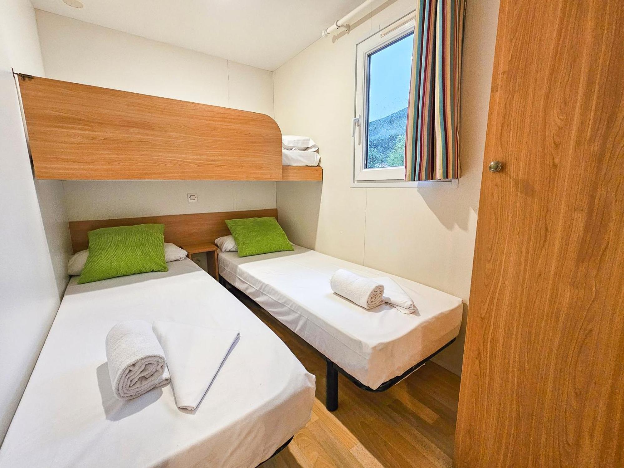 Bungalows Y Cabanas Solopuent Natur Castiello de Jaca Exterior photo